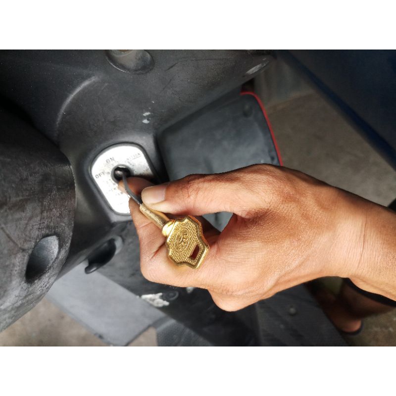 Cây soi bi xe máy , ô.tô ( cán đồng , loại tốt )