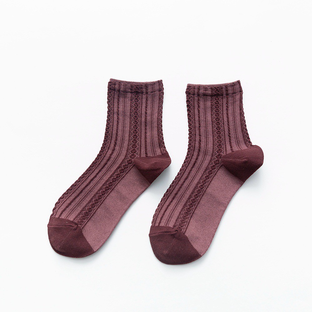 Vớ / tất cổ cao phong cách vintage họa tiết in nổi - UniLabel