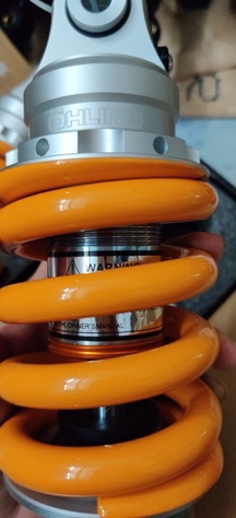 Phuộc Ohlins xe Ex135 Ex150