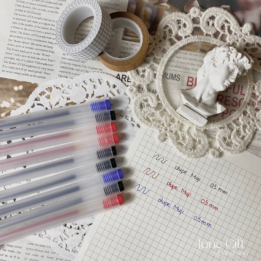 Bút bi nước bút gel bản dupe Muji màu  xanh, đen, đỏ ngòi 0.5mm mực đều nét đẹp