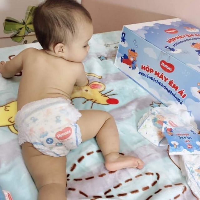 Tả quần huggies