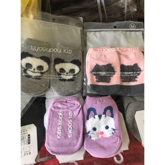 Sét 4 đôi tất kid chống trơn trượt cho bé