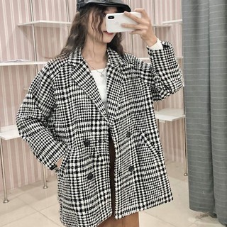 Áo khoác dạ kẻ đen trắng