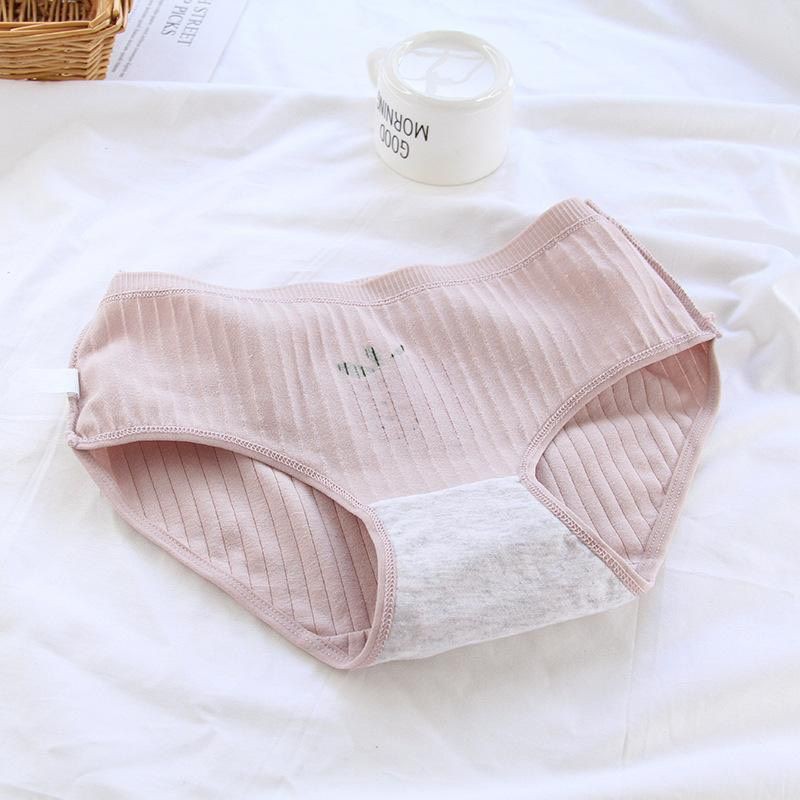Quần lót nữ cotton gân tăm quả dâu dễ thương thấm hút mồ hôi co giãn tốt T31