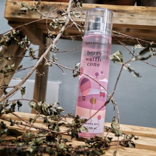 🍓 berry waffle cone 🍦 xịt thơm 236ml bath & body works via kath