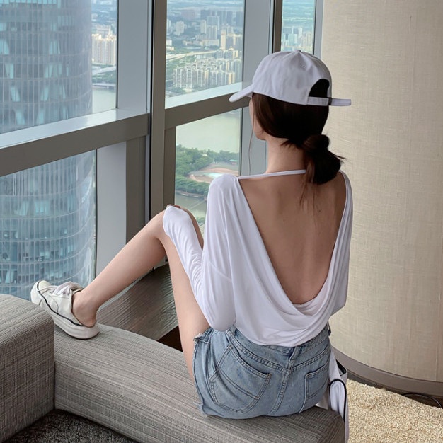 Áo thun nữ COZOKC dài tay hở lưng quyến rũ