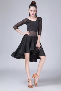 Đầm khiêu  vũ dáng xoè