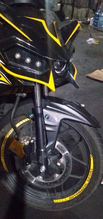 Dè trước carbon cho winner