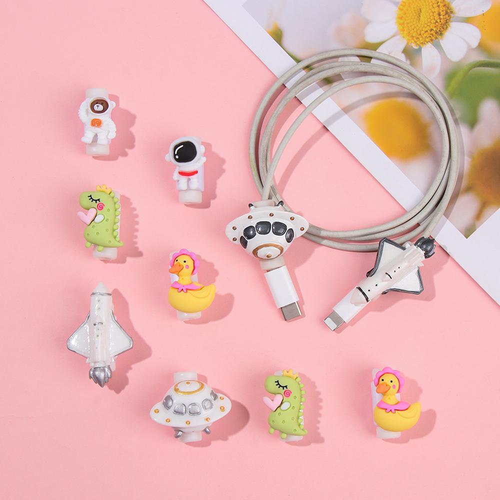 Vỏ Bọc Bảo Vệ Dây Cáp Sạc USB Bằng PVC Họa Tiết Hoạt Hình Dễ Thương