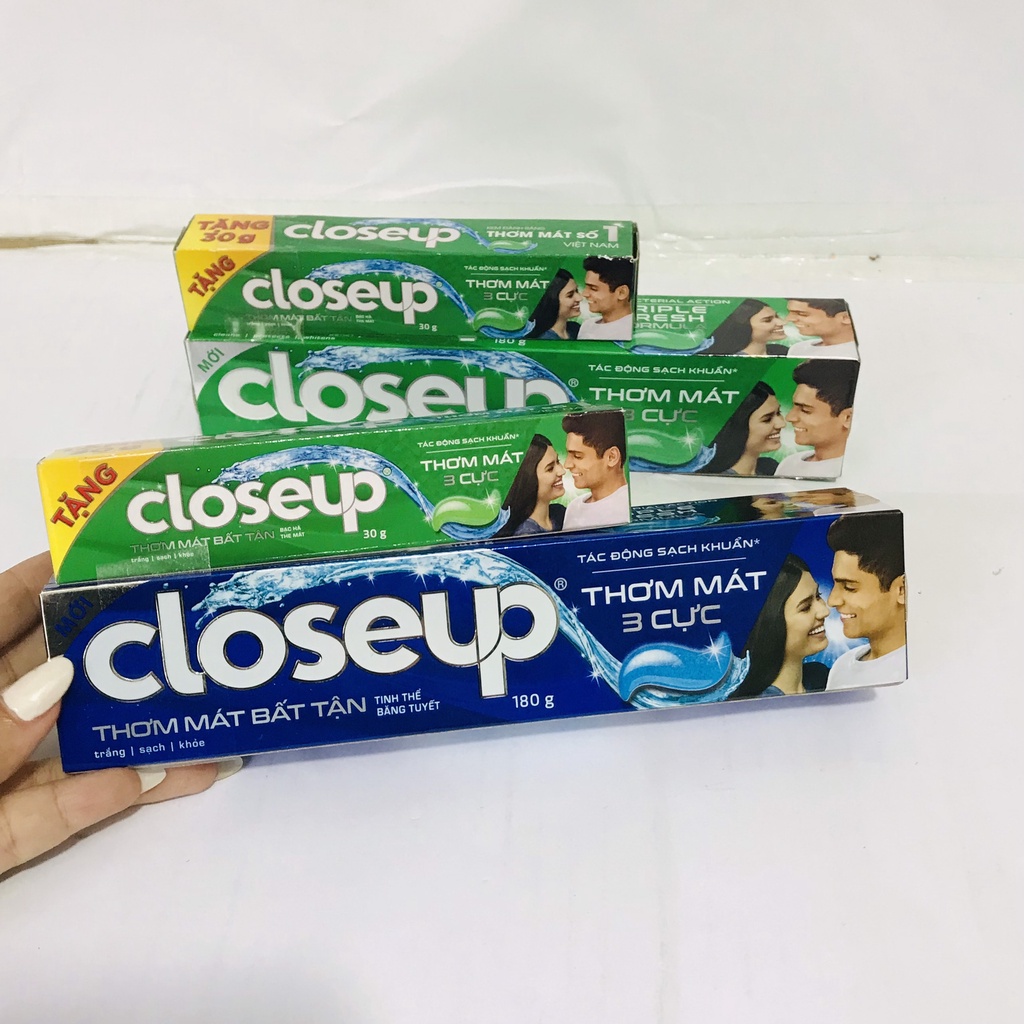 KEM ĐÁNH RĂNG CLOSE UP TRẮNG RĂNG TỰ NHIÊN 180G