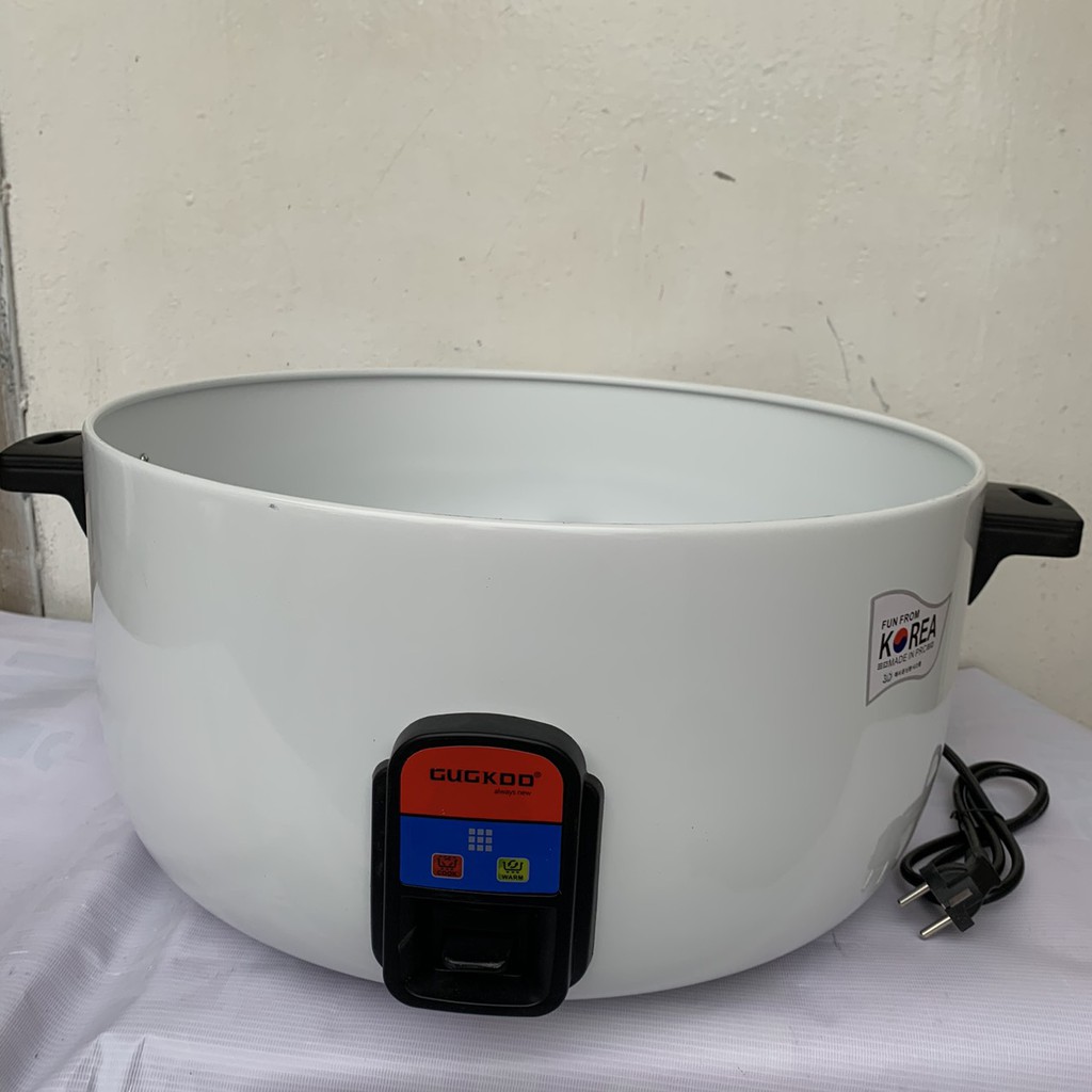 Nồi cơm điện công nghiêp công suất 4500W trọng lượng nấu khoảng 8-11kg gạo