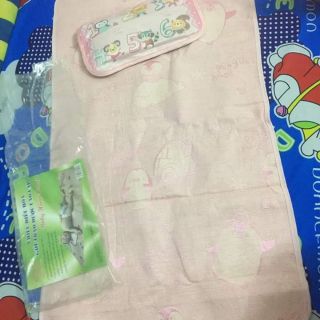 Set chiếu điều hòa + gối thảo dược