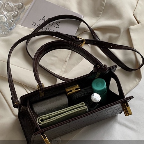 Túi xách BB41513. dáng nhỏ nhắn xinh yêu