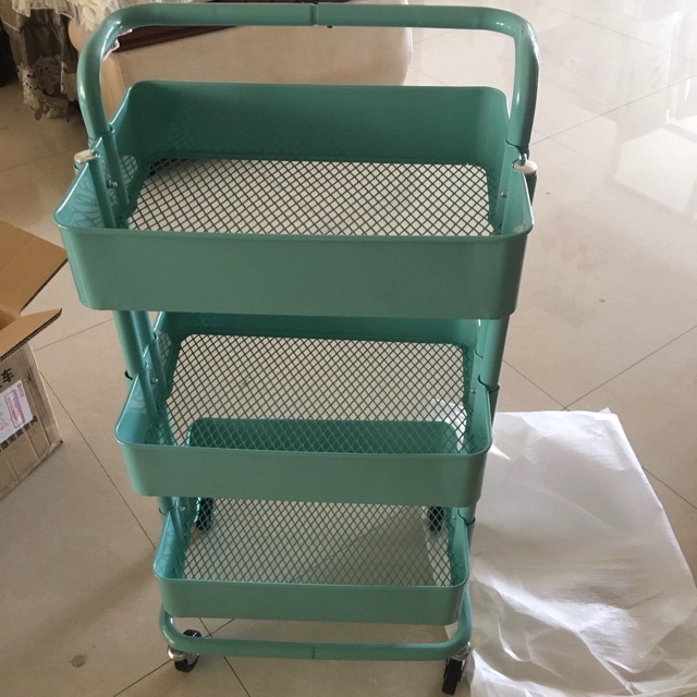 Kệ đẩy tiện ích để đồ spa phòng khách sang trọng đủ các màu chất liệu khay sát khung inlox chắc chắn sỉ lẻ giá rẻ giao . | BigBuy360 - bigbuy360.vn