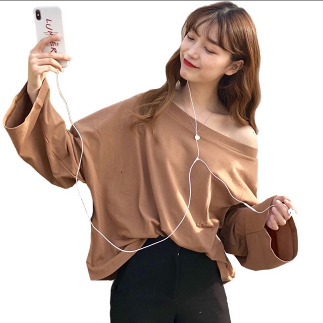 Áo thun dài tay trễ vai