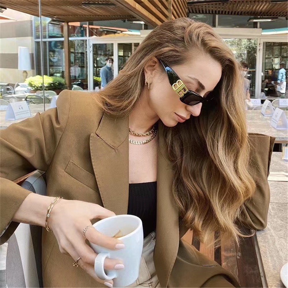 1 Kính Mát Chống Tia UV Thời Trang Đi Biển Mùa Hè