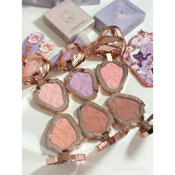 MUA 2 TẶNG cọ má hồng -Có sẵn - má hồng trang điểm Flower knows thú một sừng pha lê Unicorn crystal phép màu mộng mơ