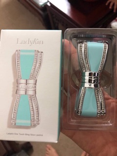 Son dưỡng ladykin