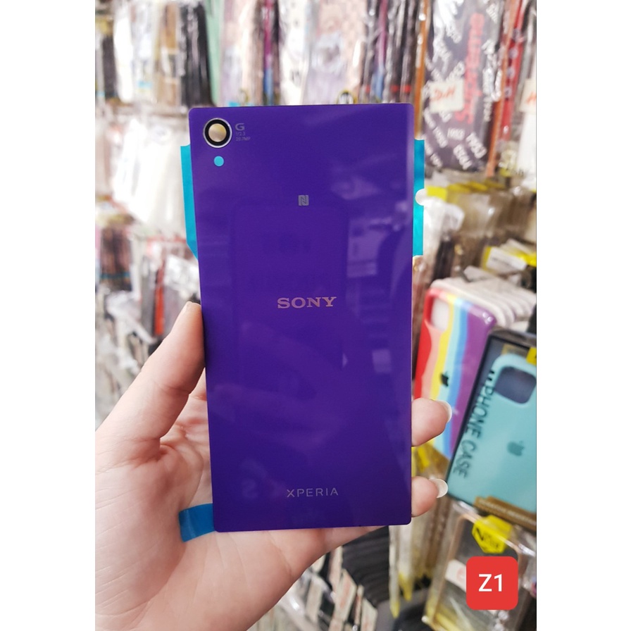 Kính lưng Sony Z1