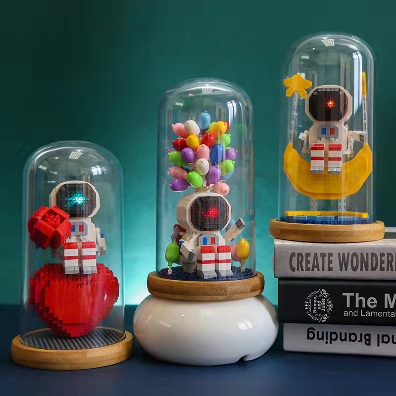 800 Mảnh Ghép, Có Hộp Kính – Bộ đồ chơi lắp ghép Mô Hình Phi Hành Gia – Trang Trí Decor Lắp Ráp Đồ Chơi Siêu Dễ Thương