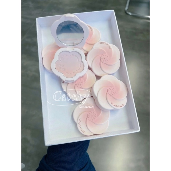 Phấn má GOGO TALES BLOOMING GIRL