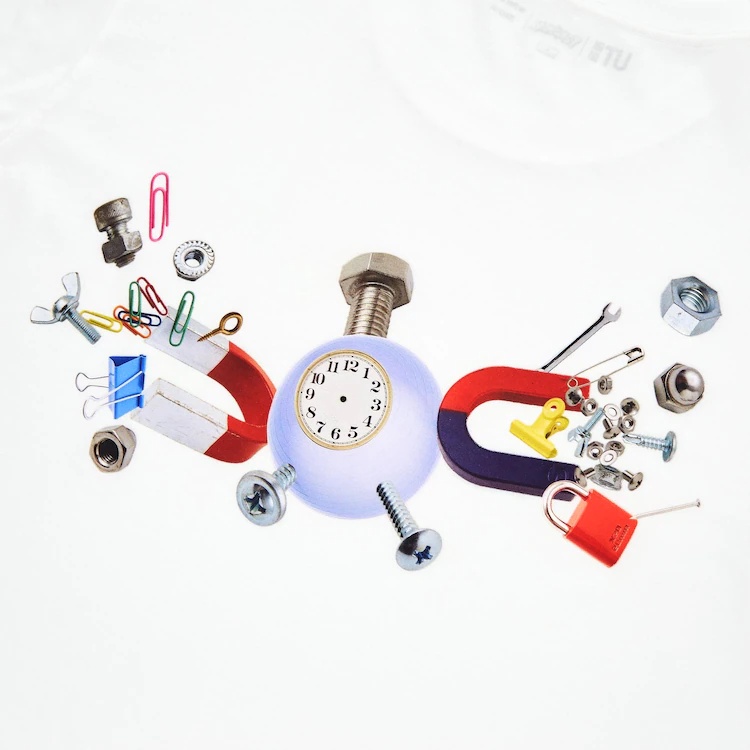 Áo thun in họa tiết Uniqlo UT T-Shirt - Nam châm