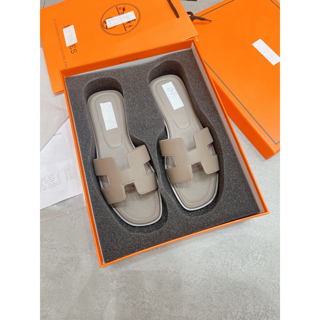 Dép lê nữ Hm full box hàng loại 1  nhiều màu chất liệu da mềm chống trơn trượt kèm ảnh thật H38