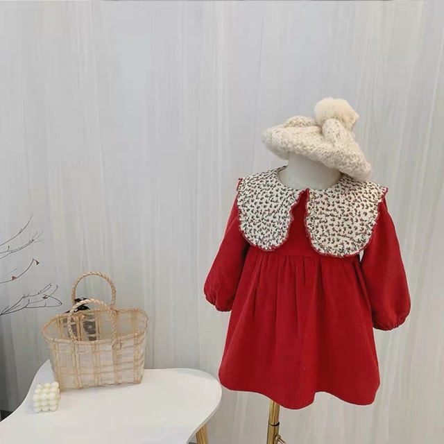 Váy đỏ vintage lót lông mềm cho bé