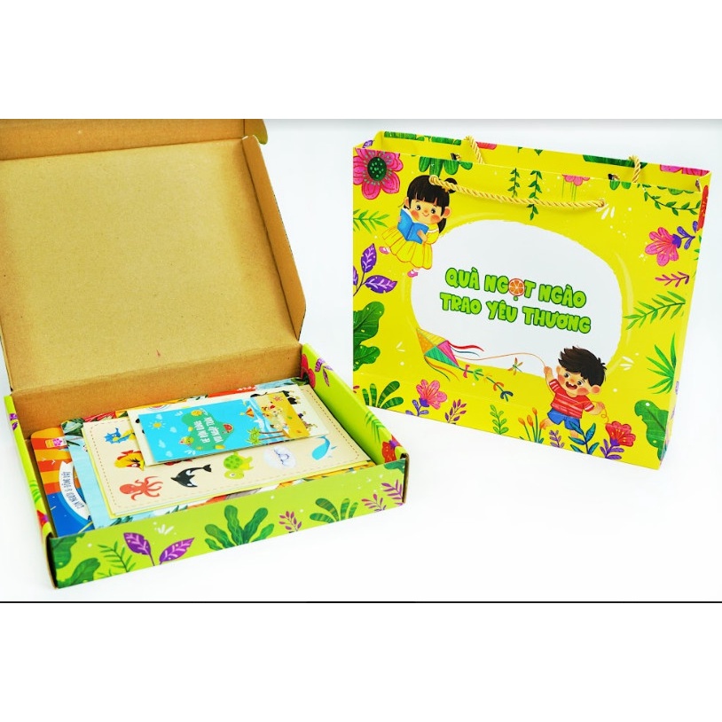 SÁCH - Hộp quà mùa hè - Hè rộn ràng, vui ngập tràn 6-9 tuổi