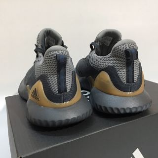 Giày thể thao Alphabounce