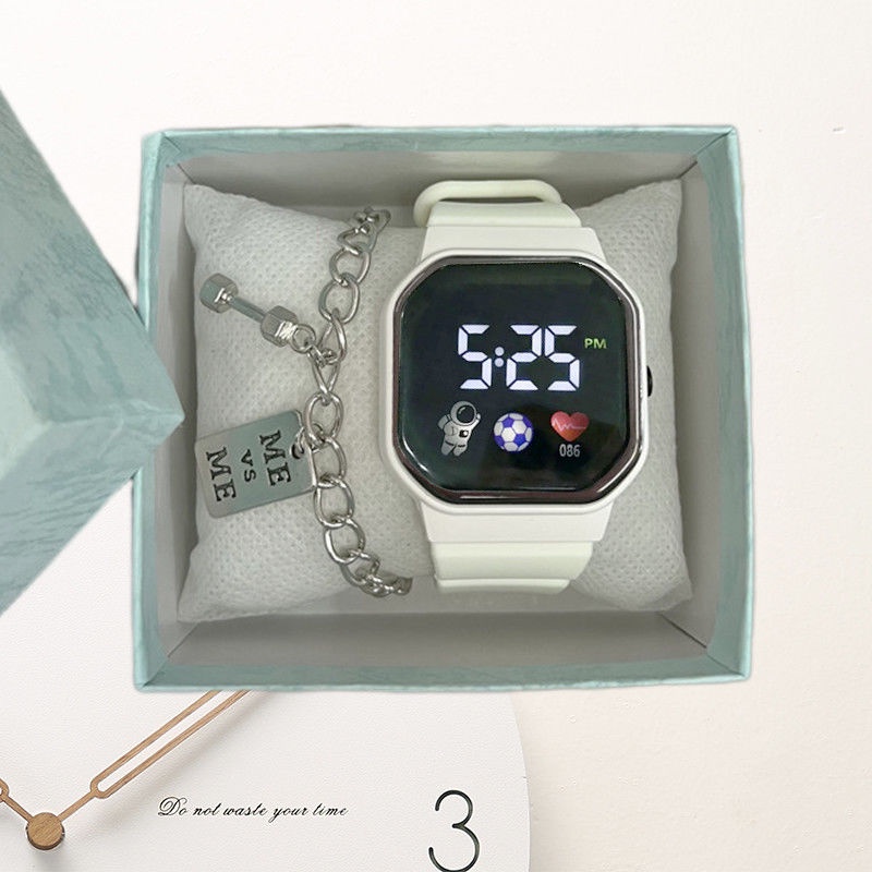 Đồng Hồ Điện Tử Chống Thấm Nước Có Đèn LED Công Nghệ Đơn Giản Thời Trang Cho Nam Và Nữ