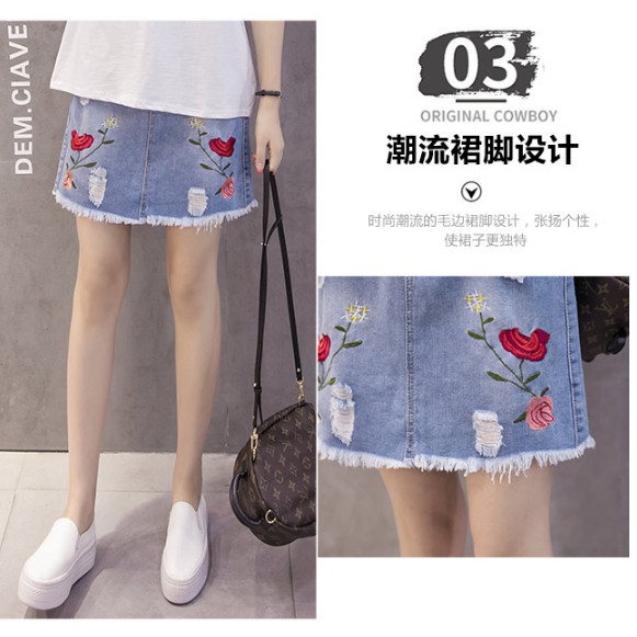 Chân váy jean thêu hoa QC