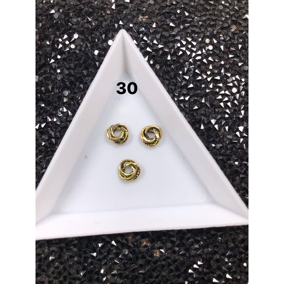 Phụ kiện Chamr đính móng số 30 (1 set 10 viên )