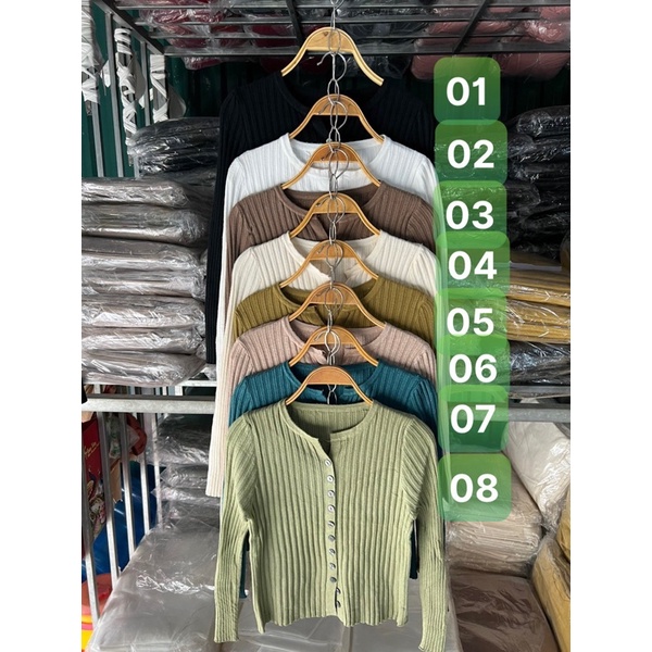 Áo len nữ dài tay cổ tròn trơn cài khuy hàng QC