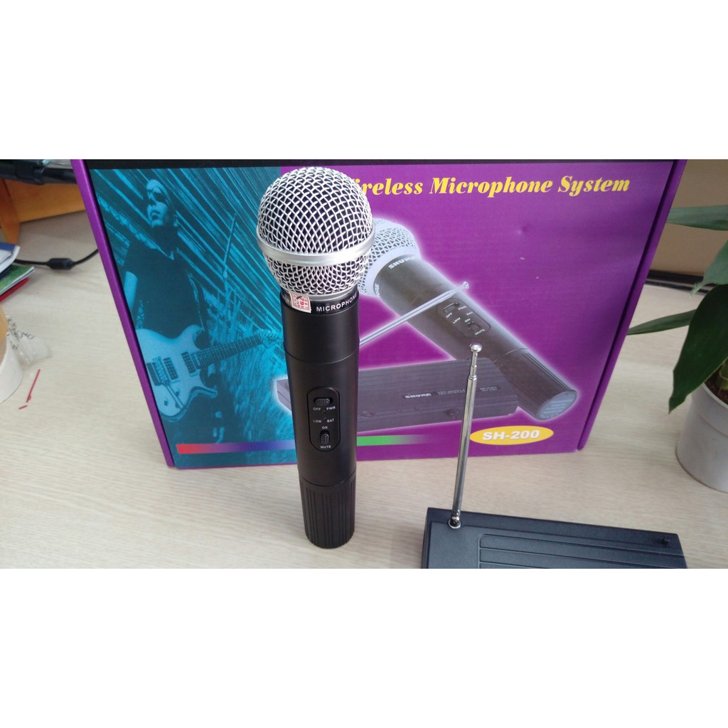 Micro Karaoke Không Dây Shure SH 200