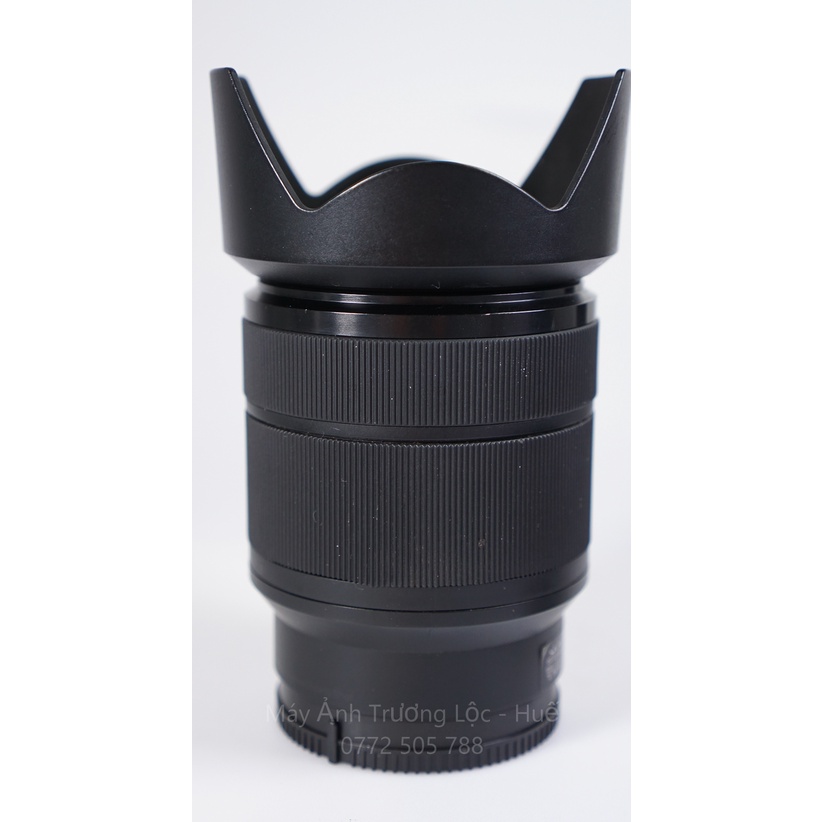 Sony FE 28-70mm f/3.5-5.6 OSS