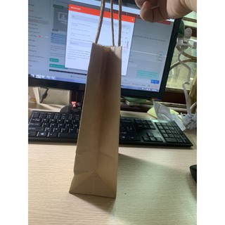 Túi giấy Kraft có quai