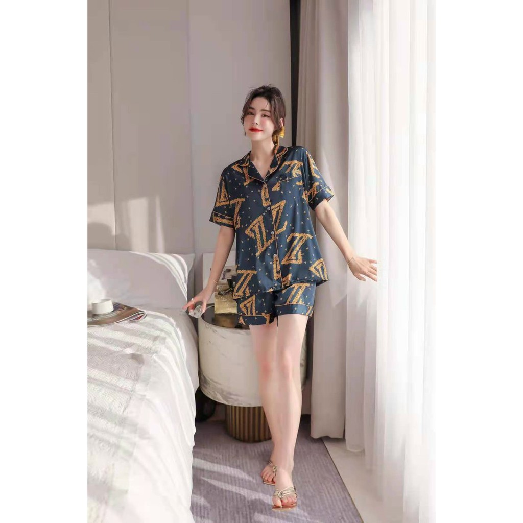 Đồ bộ short mặc nhà - Bộ ngủ pijama nữ tay ngắn quần đùi chất lụa cao cấp in họa tiết cao cấp đẹp