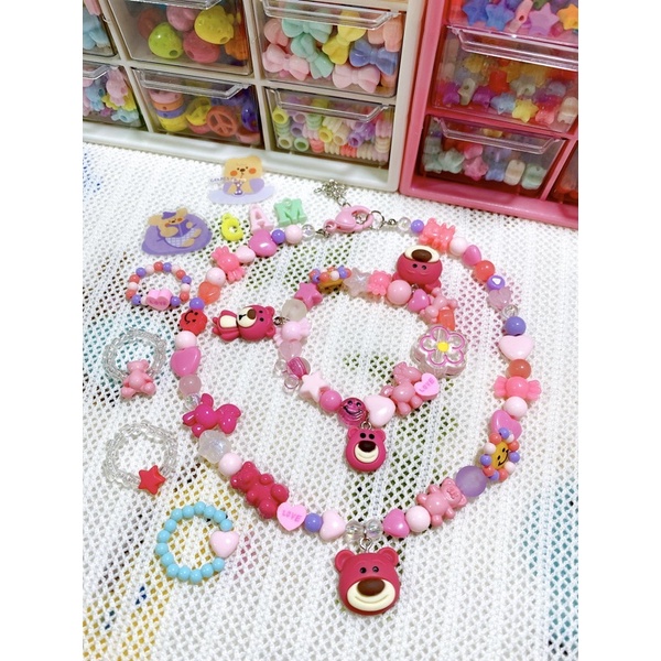 Sét vòng cổ, vòng đeo tay, nhẫn gấu thiết kế màu hồng xinh xẻo ( charm ngẫu nhiên )