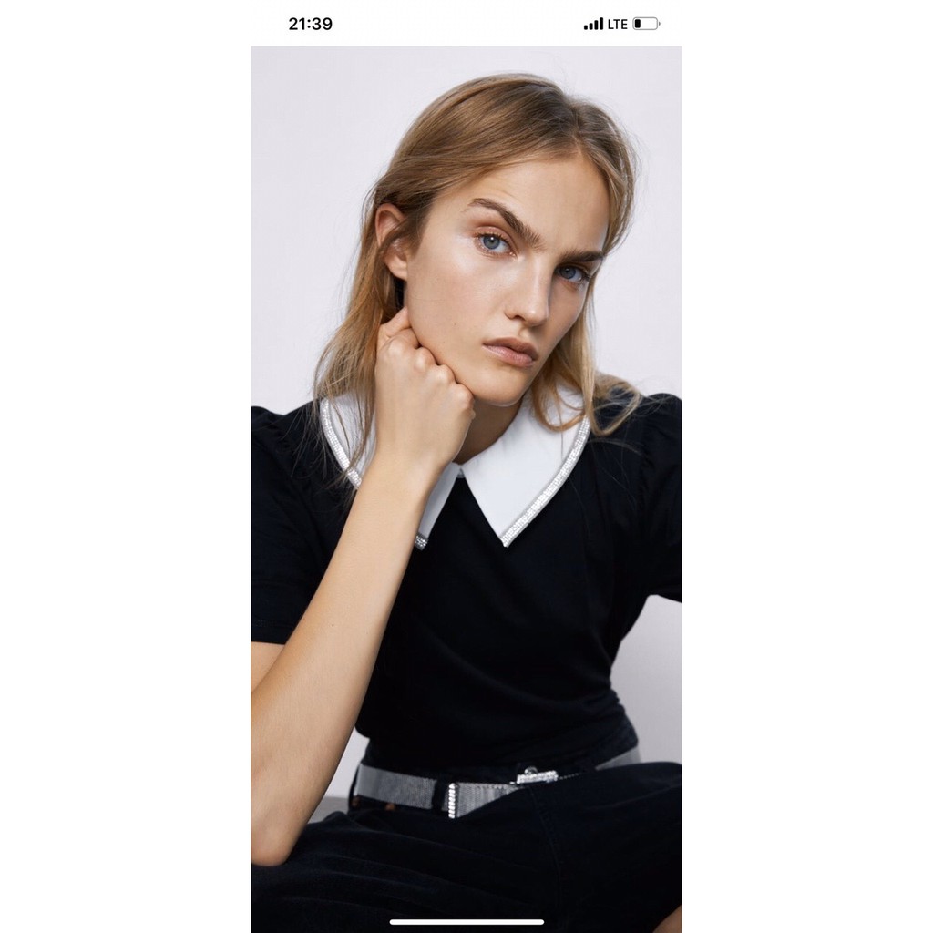 Áo thun Zara đen cổ trắng
