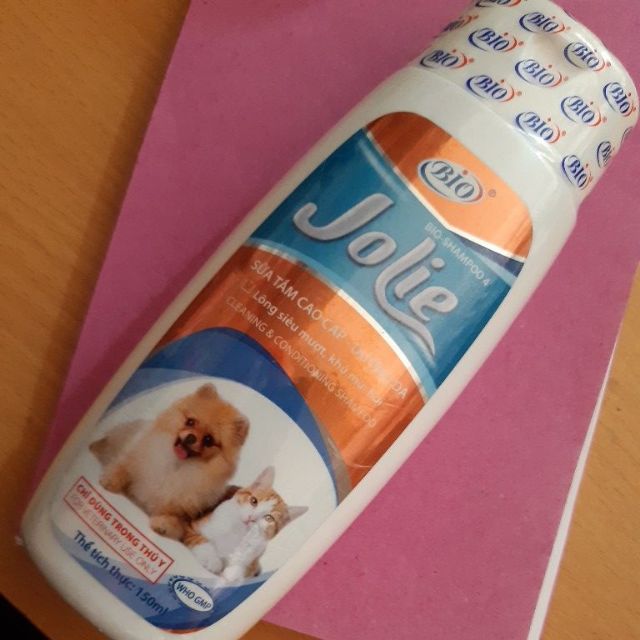 Sữa tắm Bio Jolie 150ml