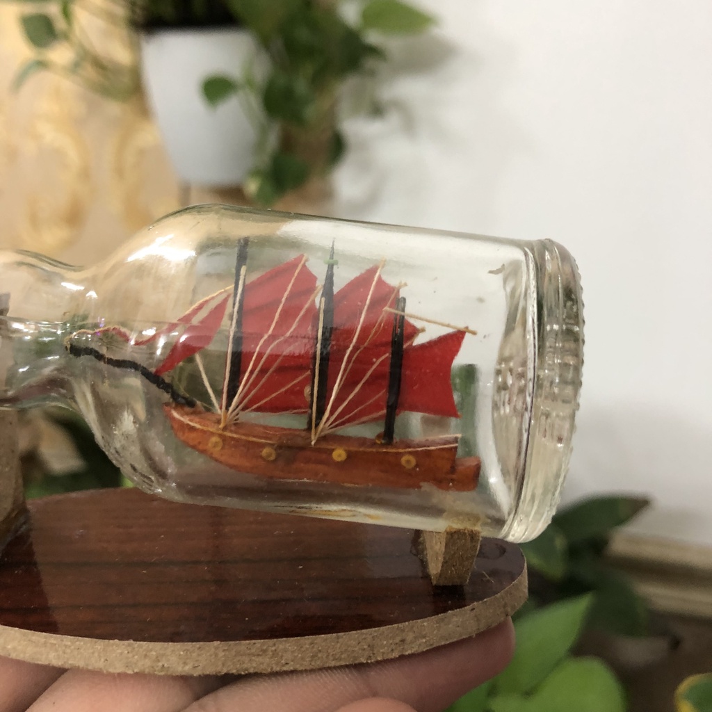 Mô hình thuyền buồm gỗ trong chai thủy tinh, mô hình trang trí để bàn, decor phòng làm việc, quà tặng
