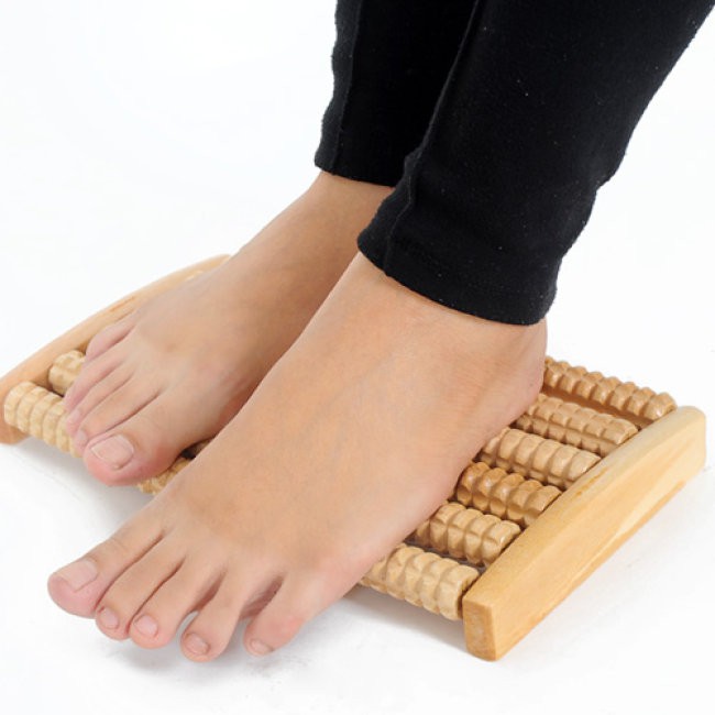 Bàn lăn chân gỗ 5 hàng tiêu chuẩn massage chân