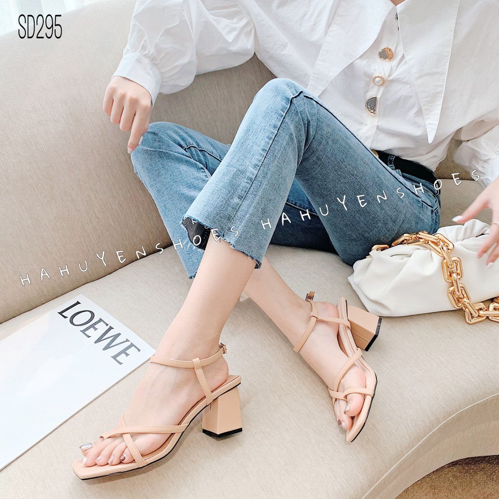 Hà Huyền Shoes - Giày Sandal nữ gót vuông 5cm xỏ ngón SD295