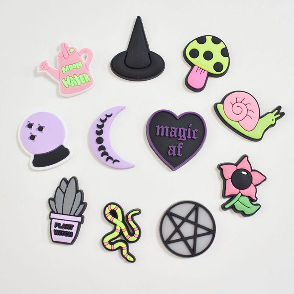 .1 Phụ Kiện Trang Trí Giày Họa Tiết Phù Thủy Hoạt Hình Dễ Thương