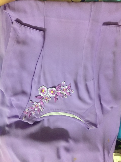 Thanh lý áo dài 200k