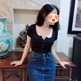 Áo croptop len gân siêu tôn dáng