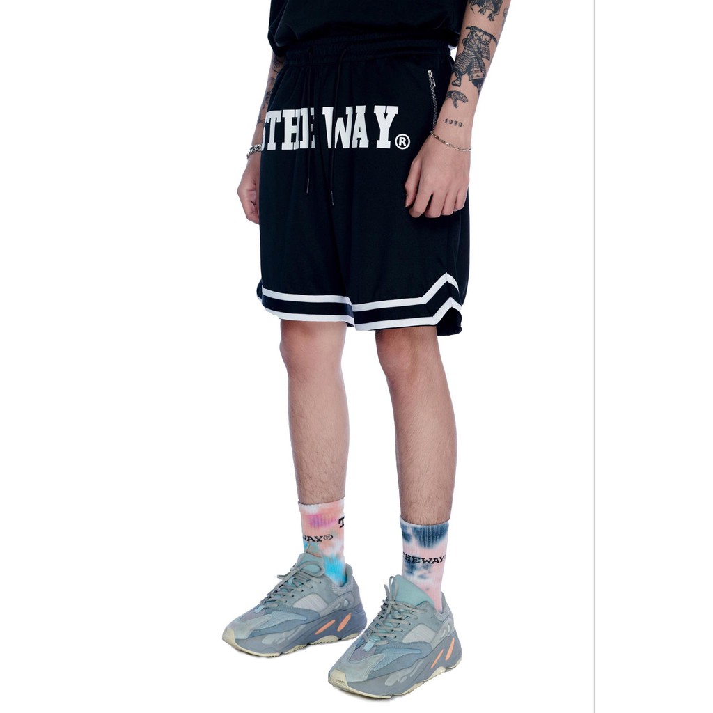 5THEWAY® BASKETBALL MESH SHORT™ in BLACK aka Quần Short Đen