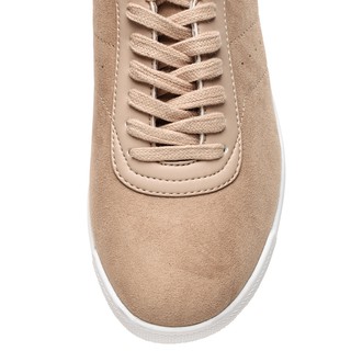 Giày sneaker màu be da lộn HM