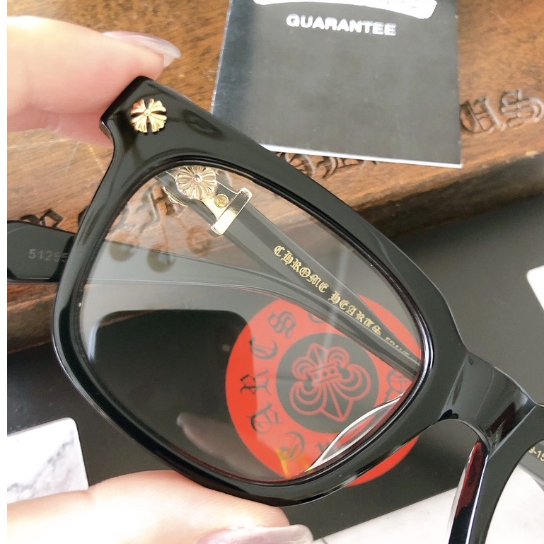 Mắt Kính Cox Ucker Với Tròng Kính Có Thể Thay Thế Được